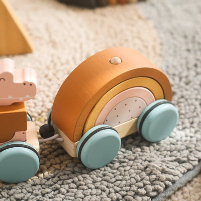 Wooden Baby Dragging Car